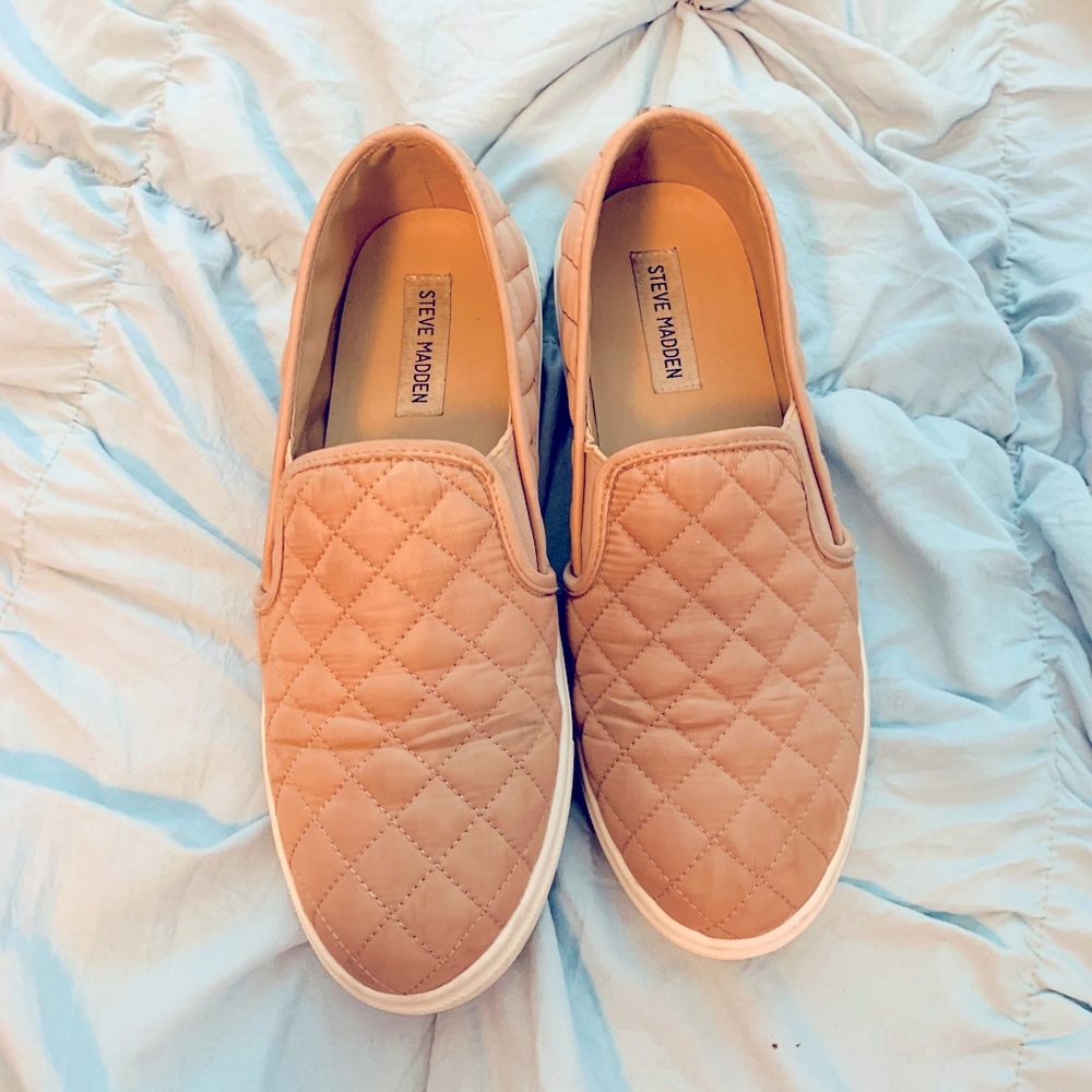 Blush Steve Madden Slip Ons Size 9